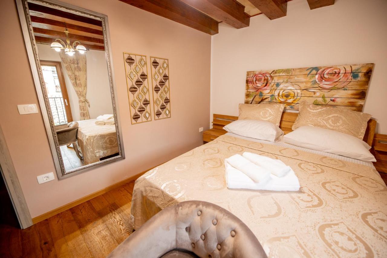 Royal Mia Apartma *